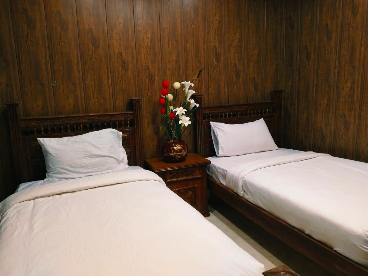 The Life Style Lodges Opp Centaurus Mall 이슬라마바드 외부 사진